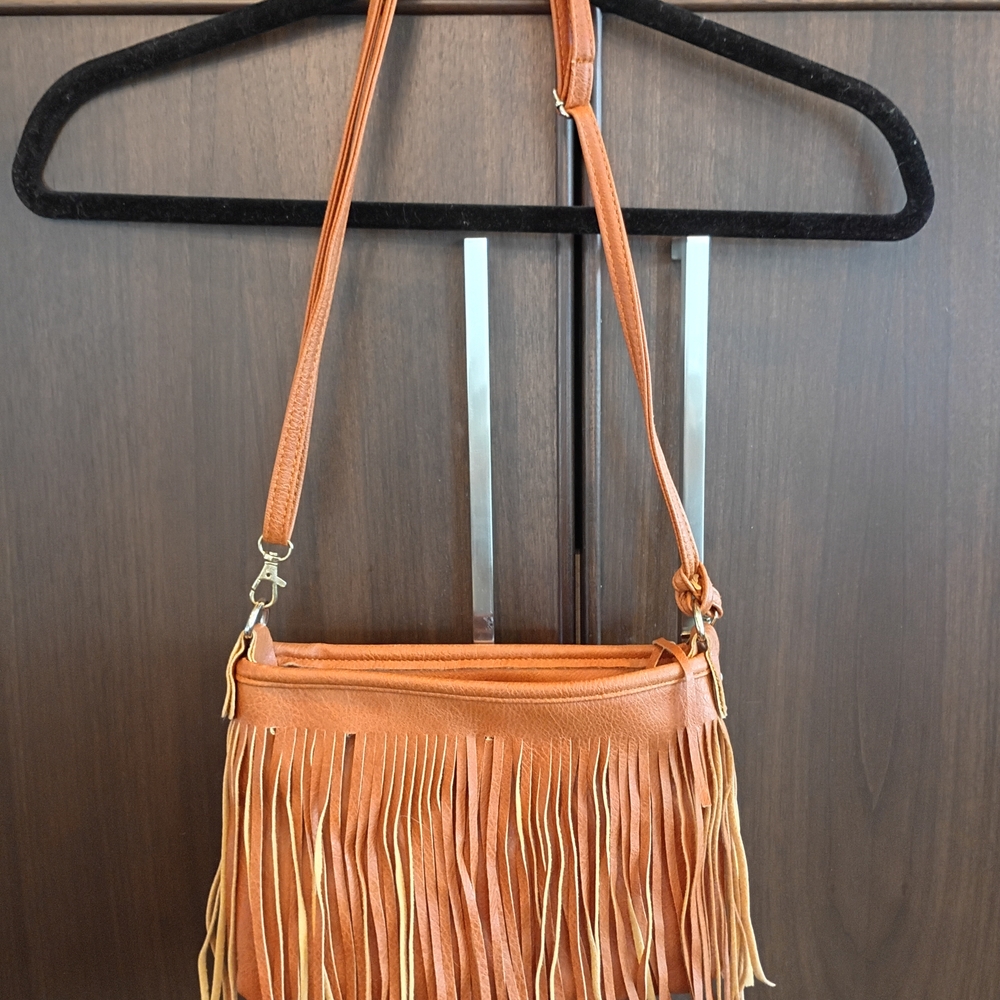Fringed Crossbody Shoulder Bag - Tan
